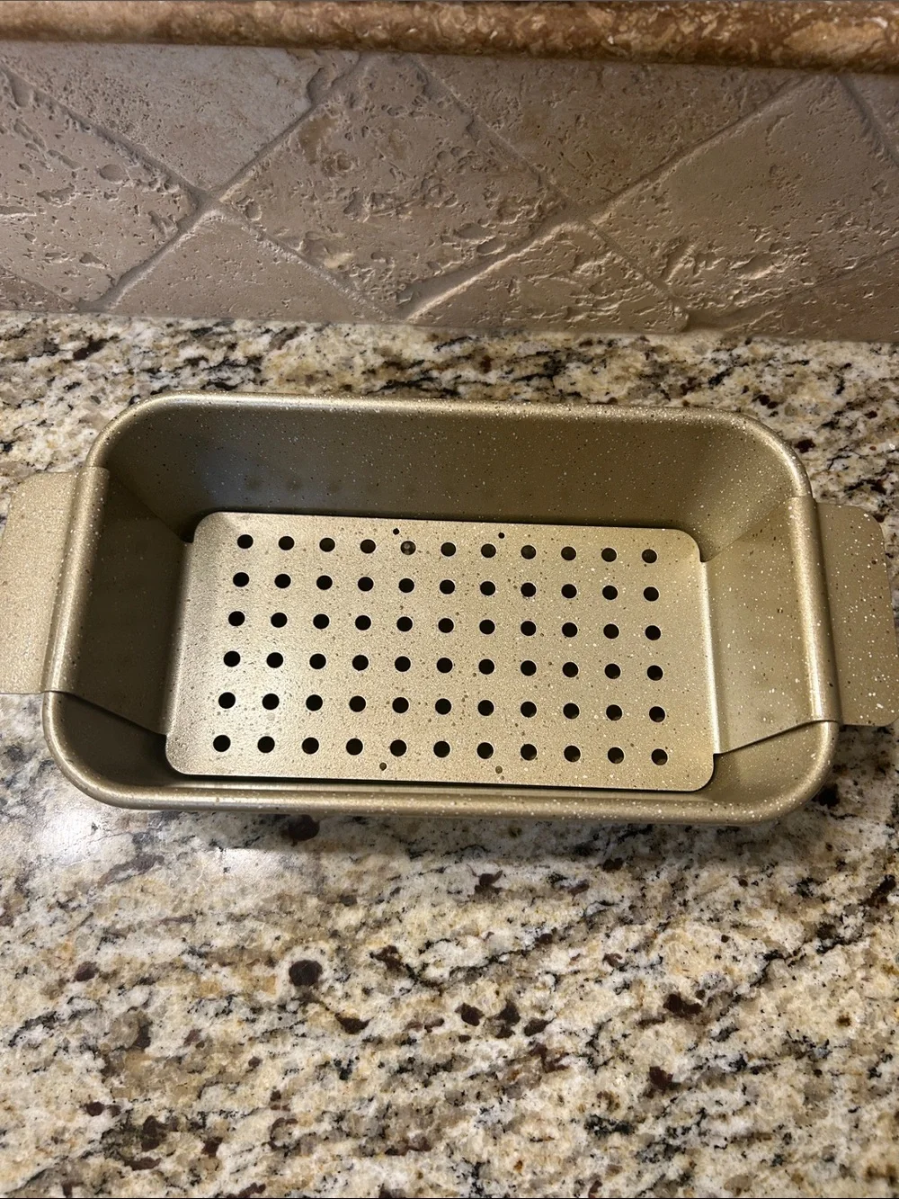 Gold Nonstick Roasting Pan with Steam-Drain Rack( Meatloaf Pan)